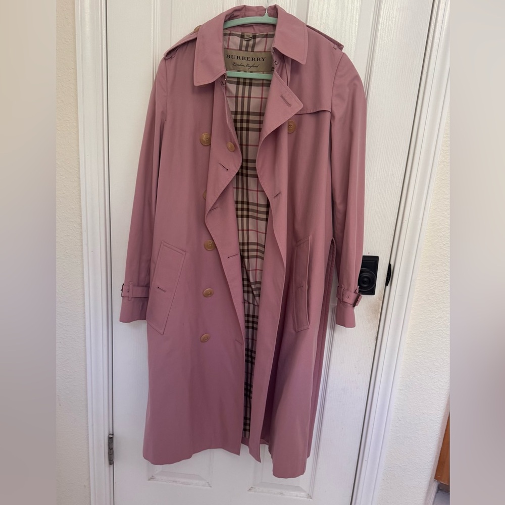 Burberry Pink Trench Coat Elegant Oversized Design